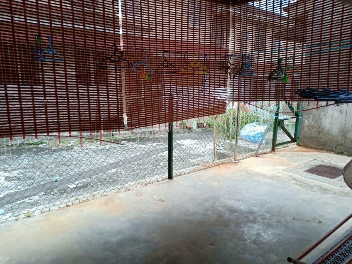 Muslim Dinaim Homestay Tanjong Malim Exterior foto